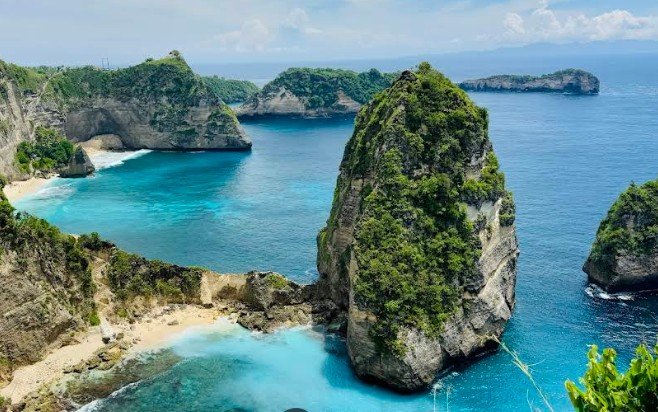 12 Hours The East Nusa Penida Odyssey: Unveiling Paradise’s Timeless Treasures - thumbnail 4