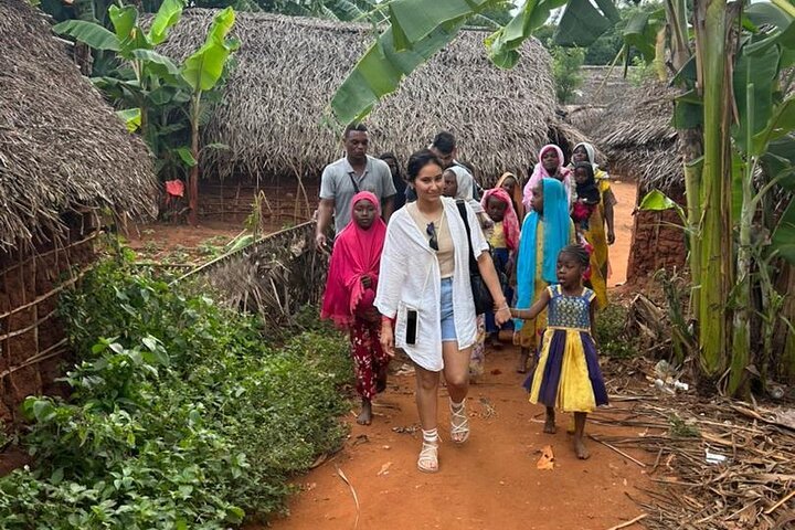 Zanzibar Local Village Tour - thumbnail 4